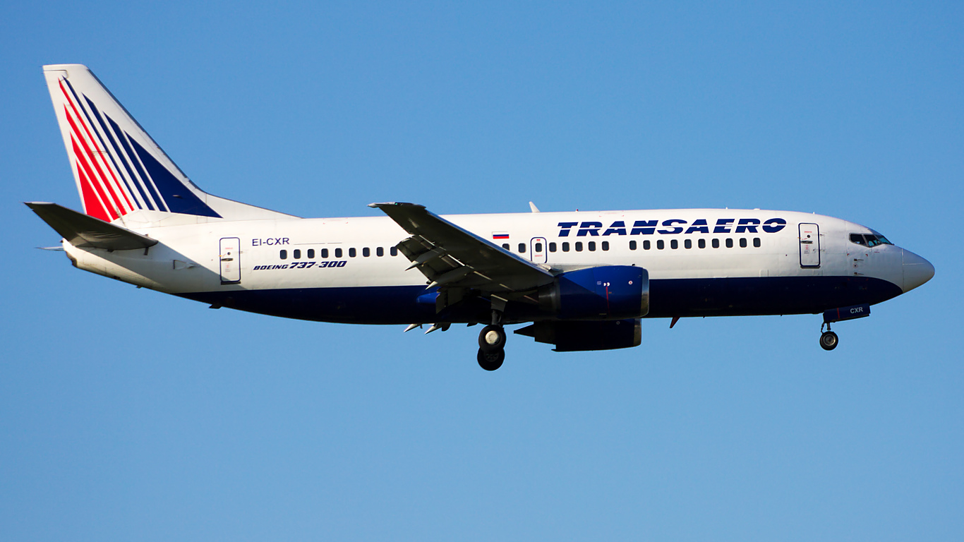 EI-CXR ✈ Transaero Airlines Boeing 737-329 @ London-Heathrow