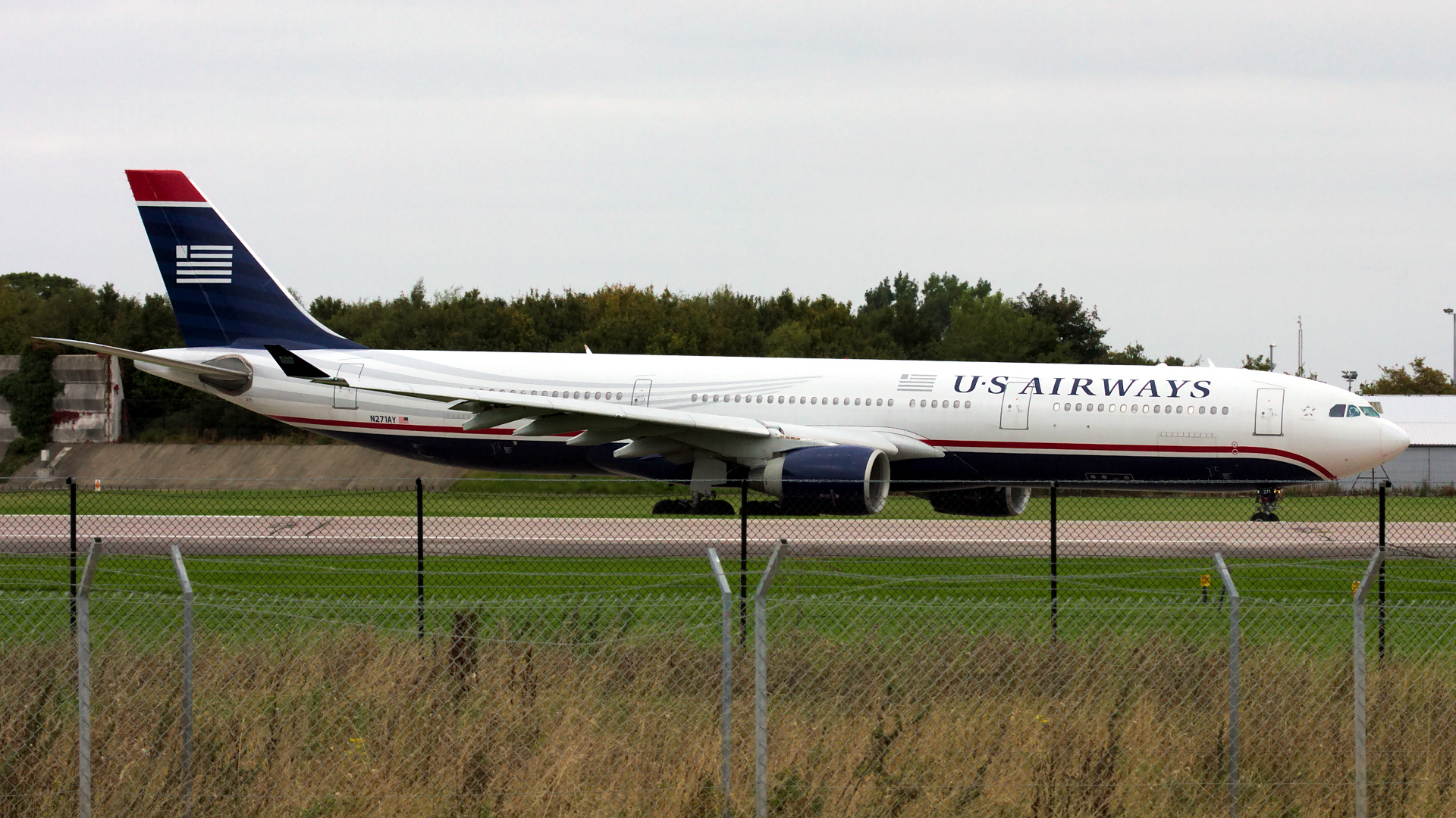 N271AY ✈ US Airways Airbus A330-323X @ Manchester