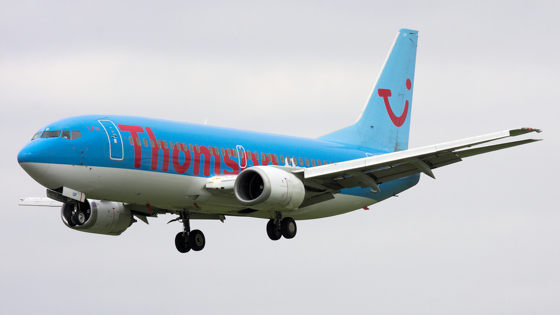G-THOP ✈ Thomson Airways Boeing 737-3U3 @ Manchester