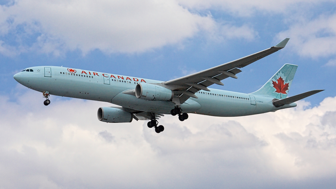 C-GHKX ✈ Air Canada Airbus A330-343X @ London-Heathrow