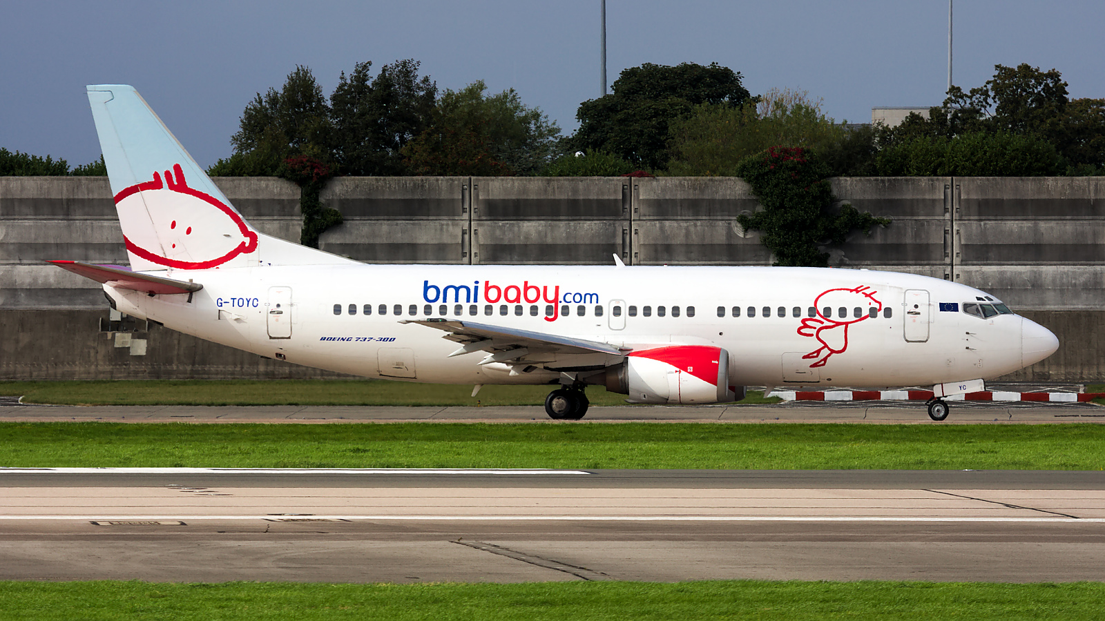 G-TOYC ✈ bmibaby Boeing 737-3Q8 @ Manchester