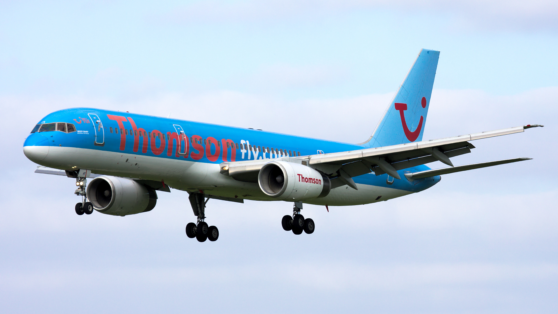 G-BYAT ✈ Thomson Airways Boeing 757-204 @ Manchester