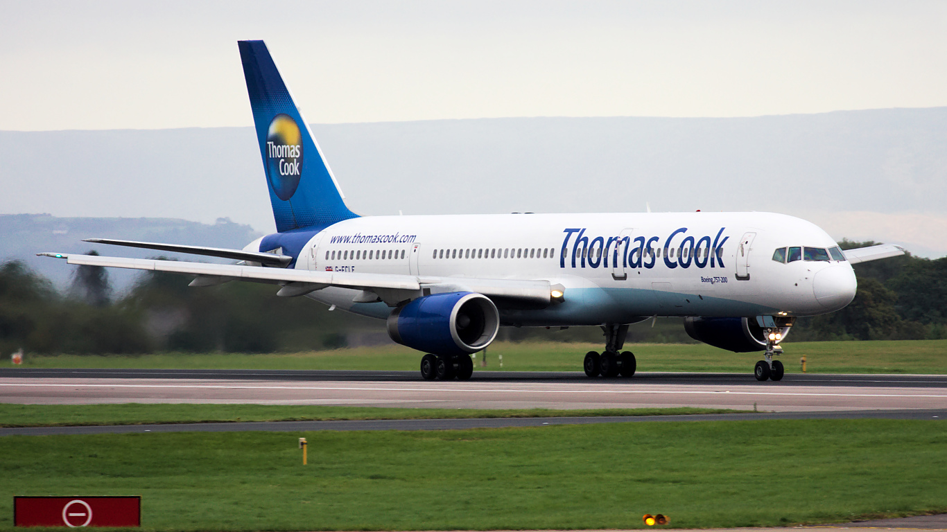 G-FCLE ✈ Thomas Cook Airlines Boeing 757-28A @ Manchester