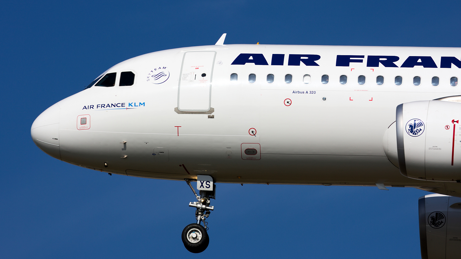 F-GKXS ✈ Air France Airbus A320-214 @ London-Heathrow