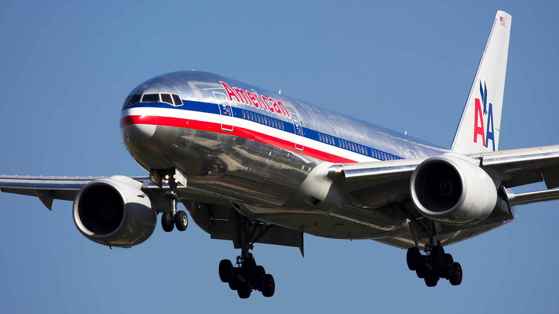 N786AN ✈ American Airlines Boeing 777-223ER @ London-Heathrow