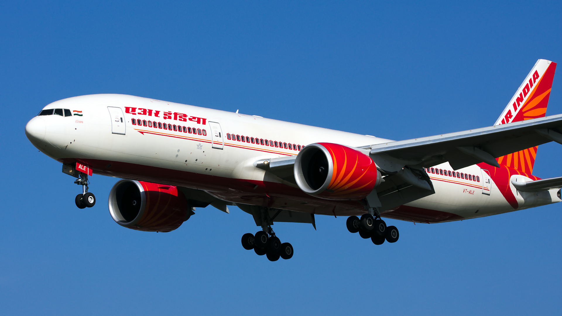 VT-ALE ✈ Air India Boeing 777-237LR @ London-Heathrow