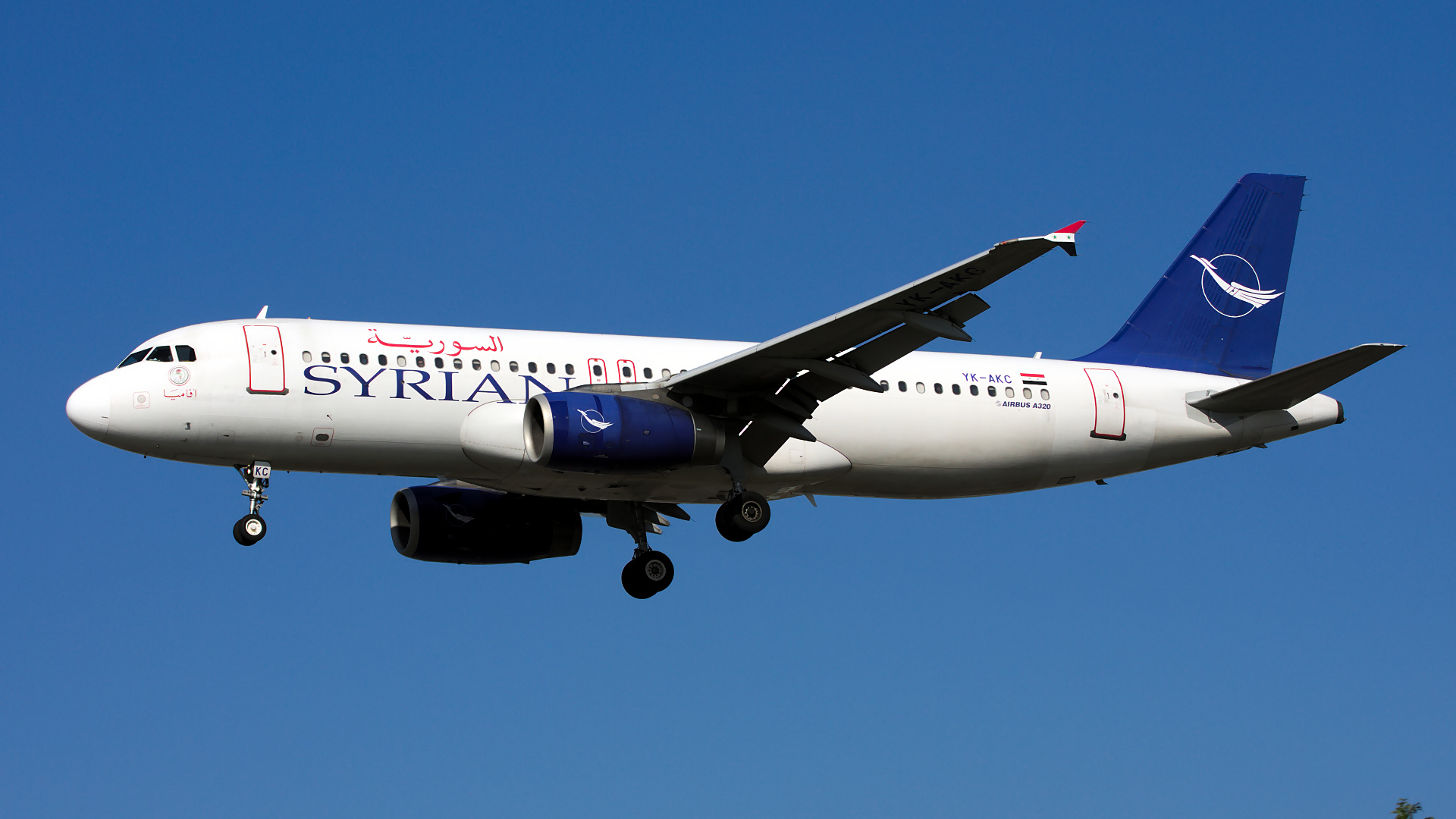 YK-AKC ✈ Syrian Arab Airlines Airbus A320-232 @ London-Heathrow