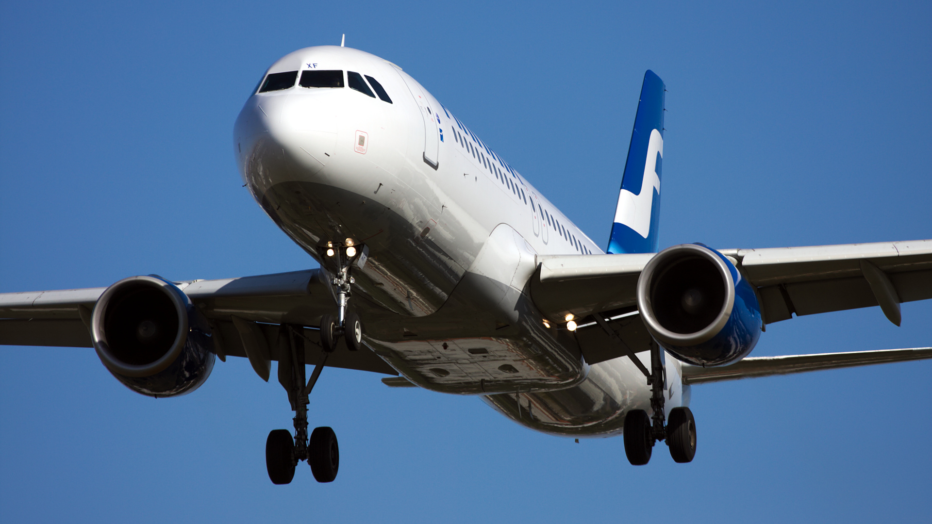 OH-LXF ✈ Finnair Airbus A320-214 @ London-Heathrow