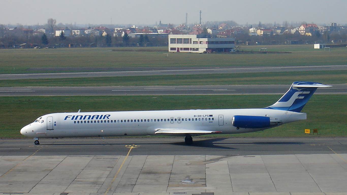 OH-LPG ✈ Finnair McDonnell Douglas MD-83 @ Warsaw-Chopin