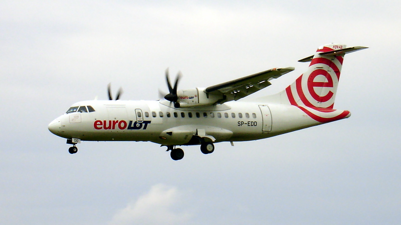 SP-EDD ✈ Eurolot ATR 42-500 @ Warsaw-Chopin