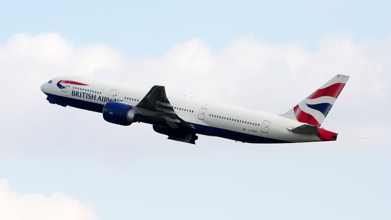 G-ZZZB ✈ British Airways Boeing 777-236 @ London-Heathrow