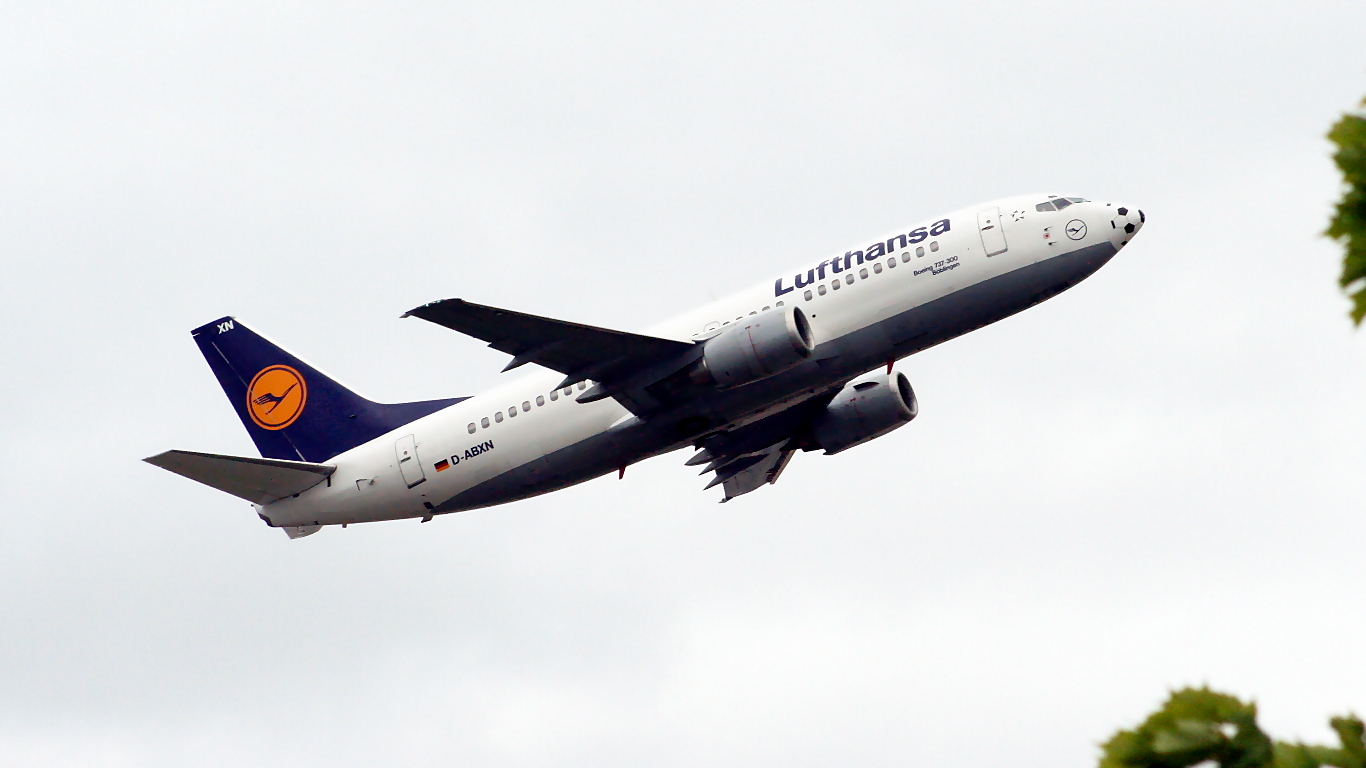 D-ABXN ✈ Lufthansa Boeing 737-330 @ London-Heathrow
