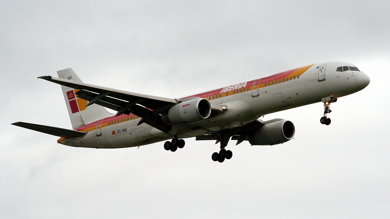 EC-HIX ✈ Iberia Airlines Boeing 757-256 @ London-Heathrow
