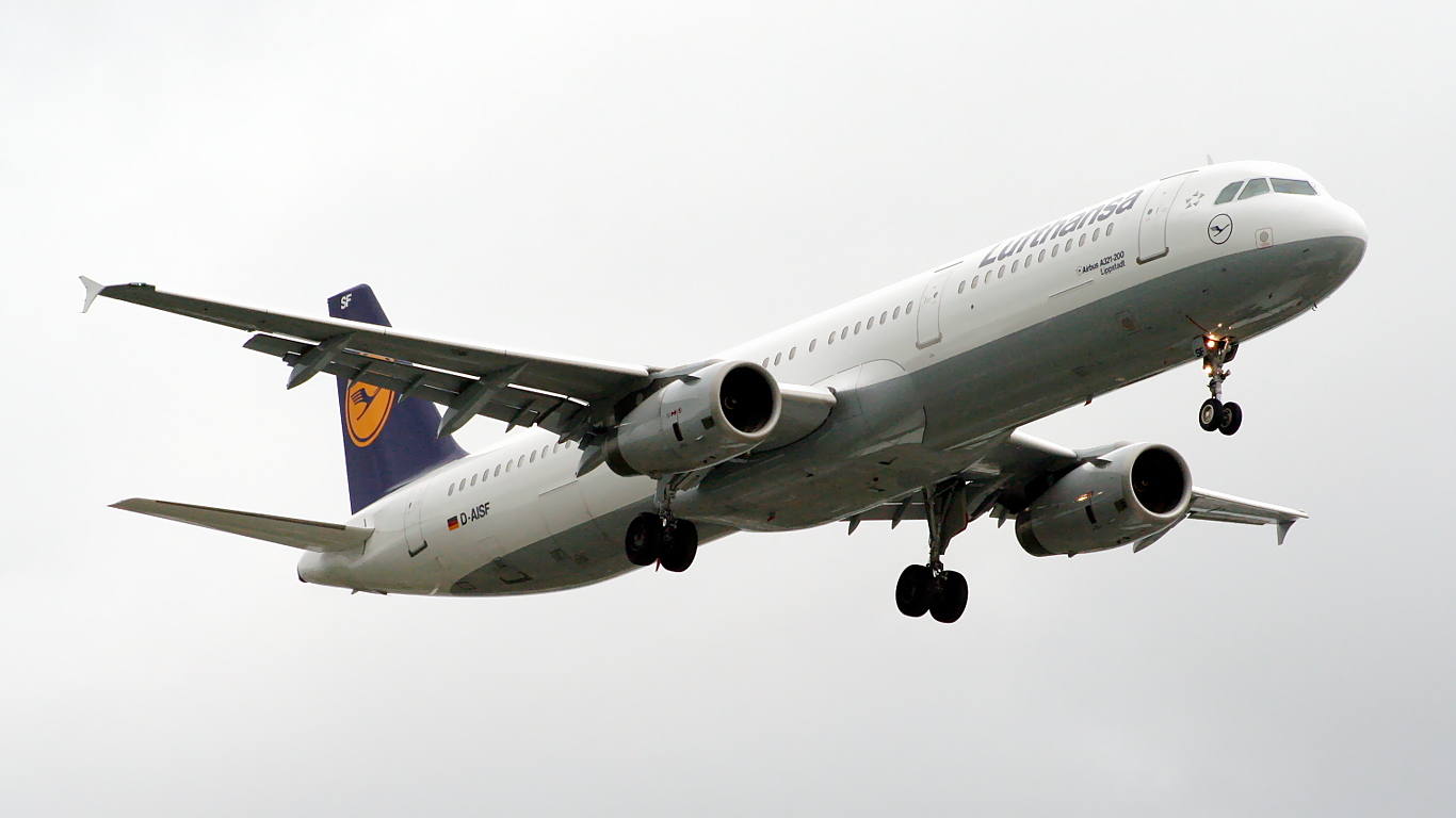 D-AISF ✈ Lufthansa Airbus A321-231 @ London-Heathrow