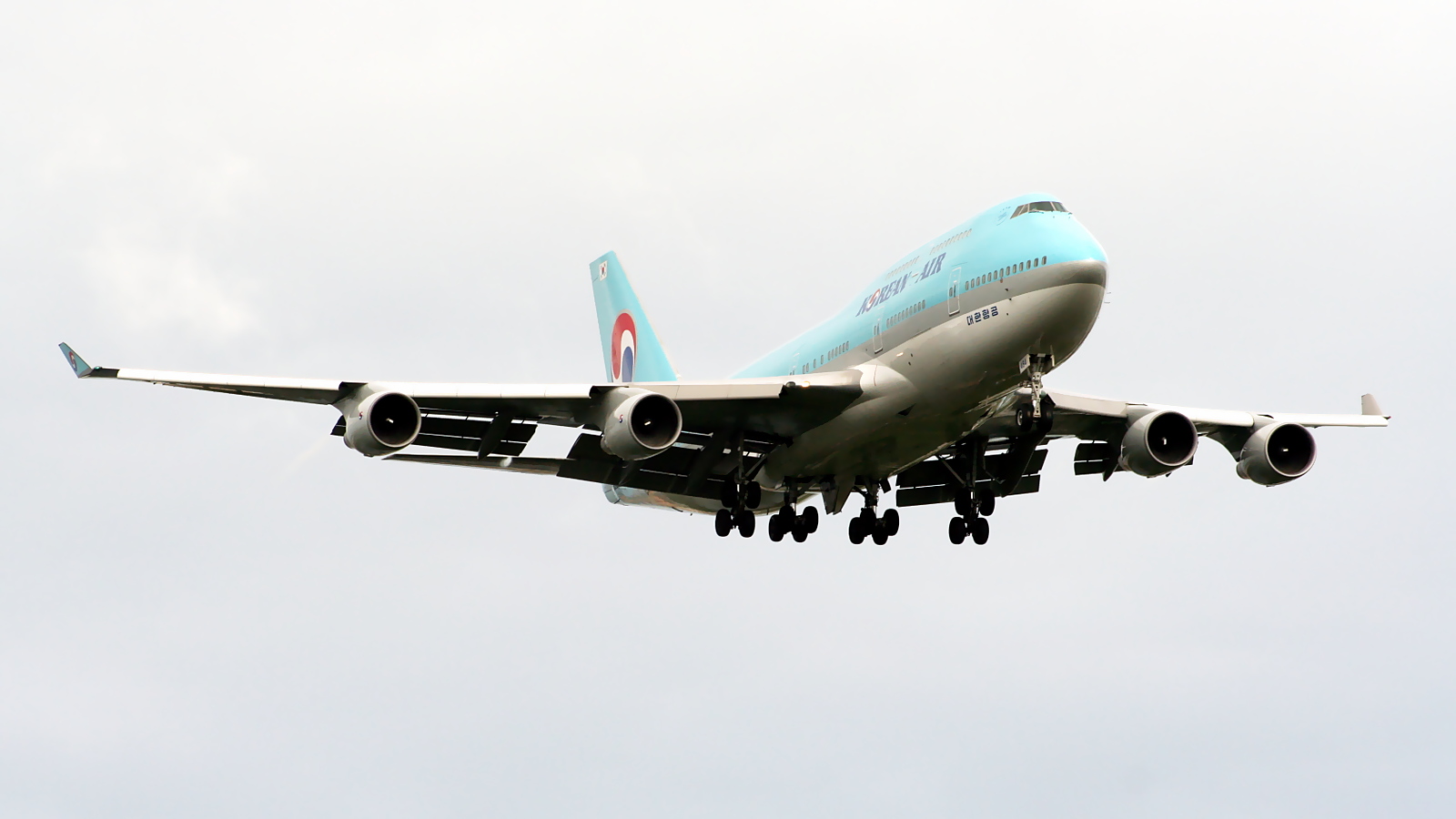 HL7484 ✈ Korean Air Boeing 747-4B5 @ London-Heathrow