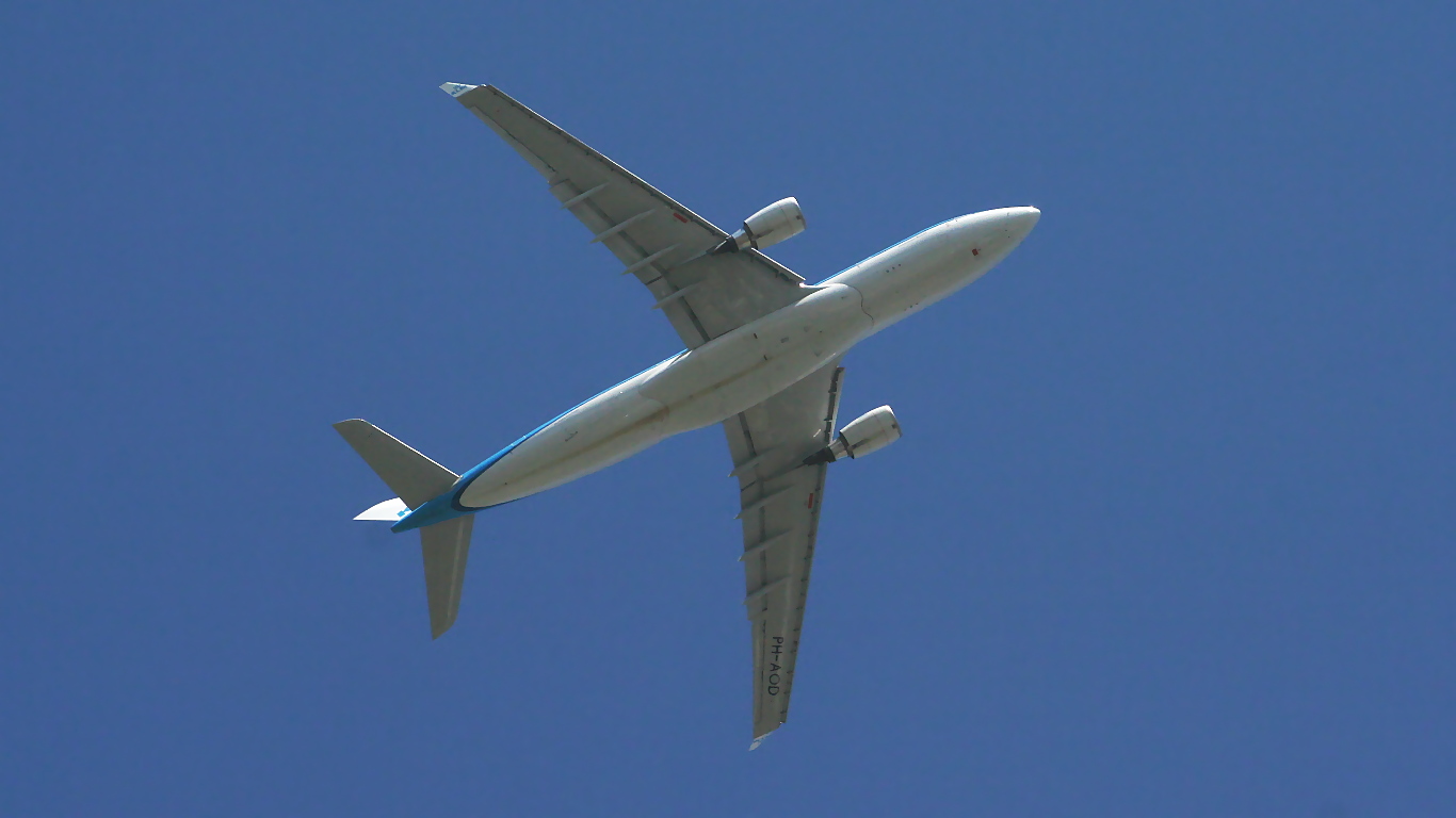 PH-AOD ✈ KLM Airbus A330-203 @ London-Heathrow