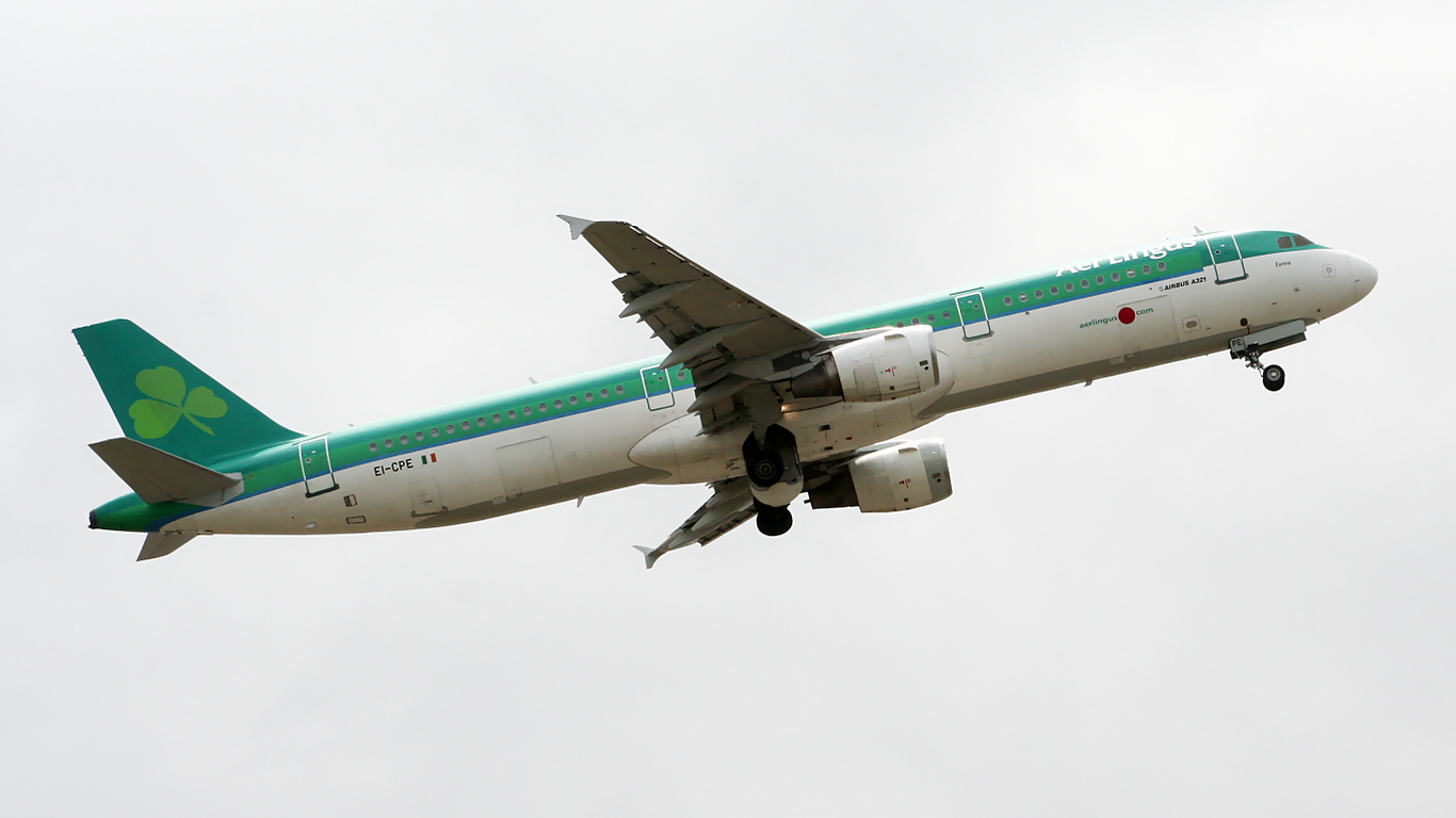 EI-CPE ✈ Aer Lingus Airbus A321-211 @ London-Heathrow
