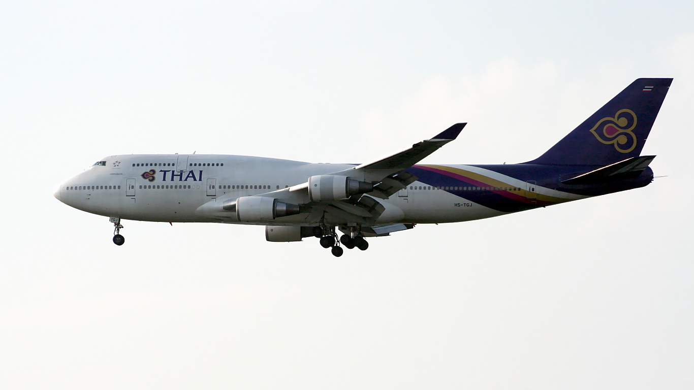 HS-TGJ ✈ Thai Airways International Boeing 747-4D7 @ London-Heathrow