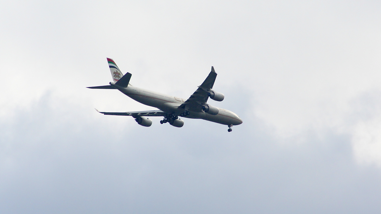 A6-EHA ✈ Etihad Airways Airbus A340-541 @ London-Heathrow