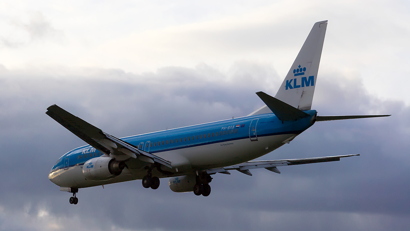 PH-BXB ✈ KLM Boeing 737-8K2 @ London-Heathrow