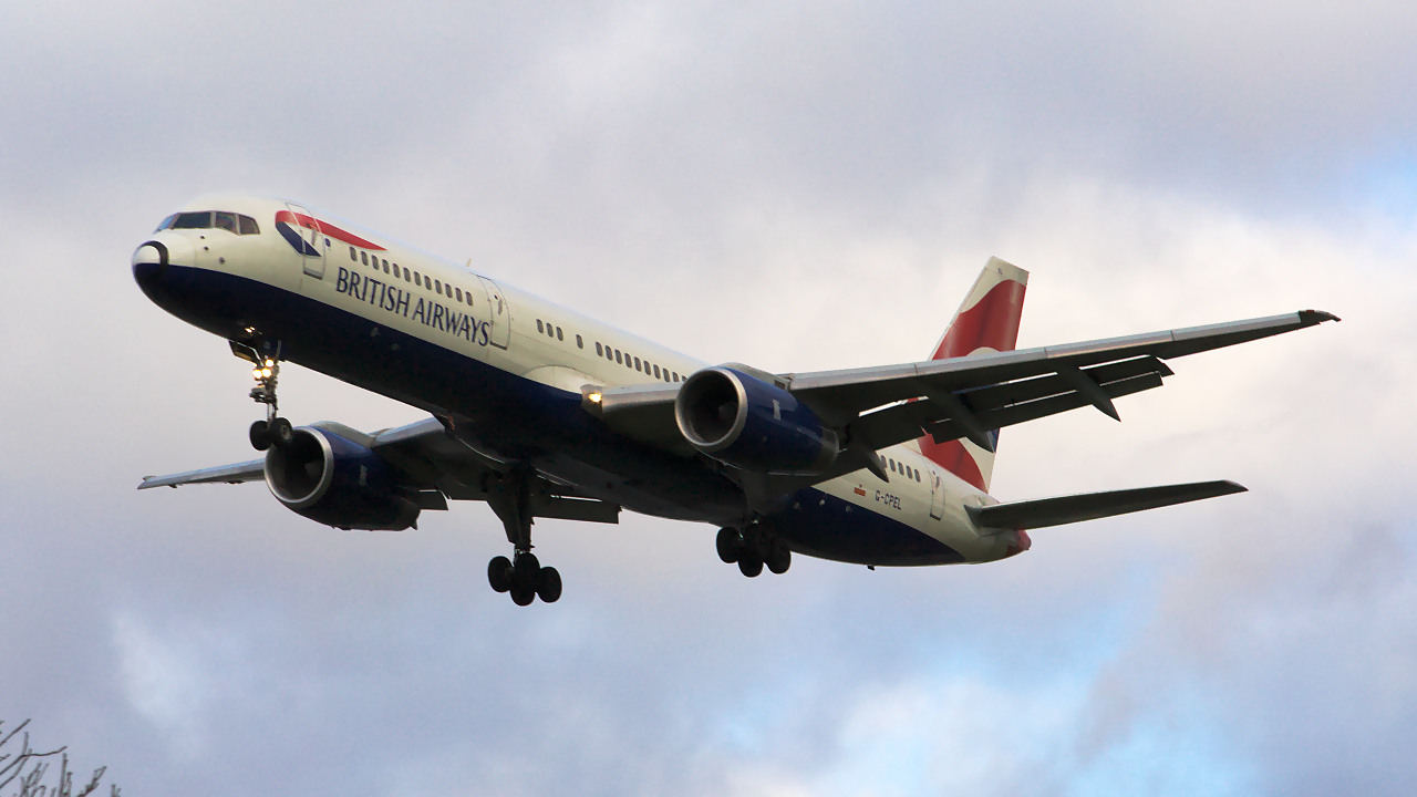 G-CPEL ✈ British Airways Boeing 757-236 @ London-Heathrow
