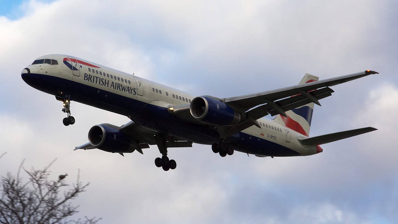 G-BPED ✈ British Airways Boeing 757-236ER @ London-Heathrow