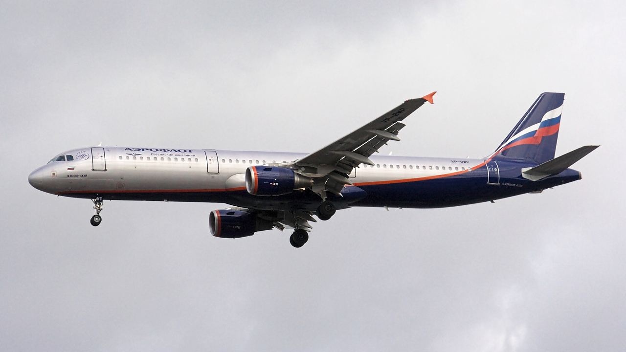 VP-BWP ✈ Aeroflot Russian Airlines Airbus A321-211 @ London-Heathrow