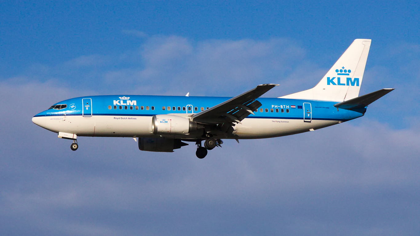 PH-BTH ✈ KLM Boeing 737-306 @ London-Heathrow