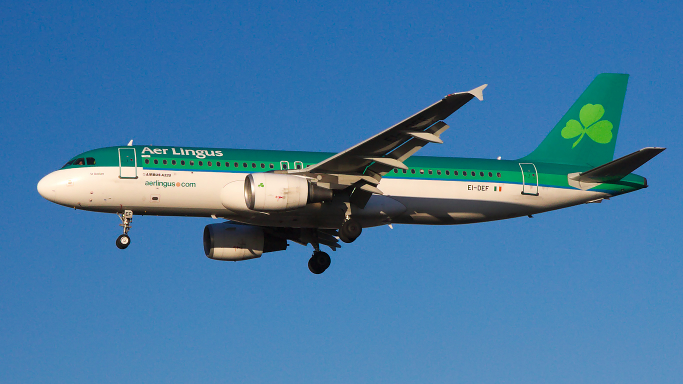 EI-DEF ✈ Aer Lingus Airbus A320-214 @ London-Heathrow