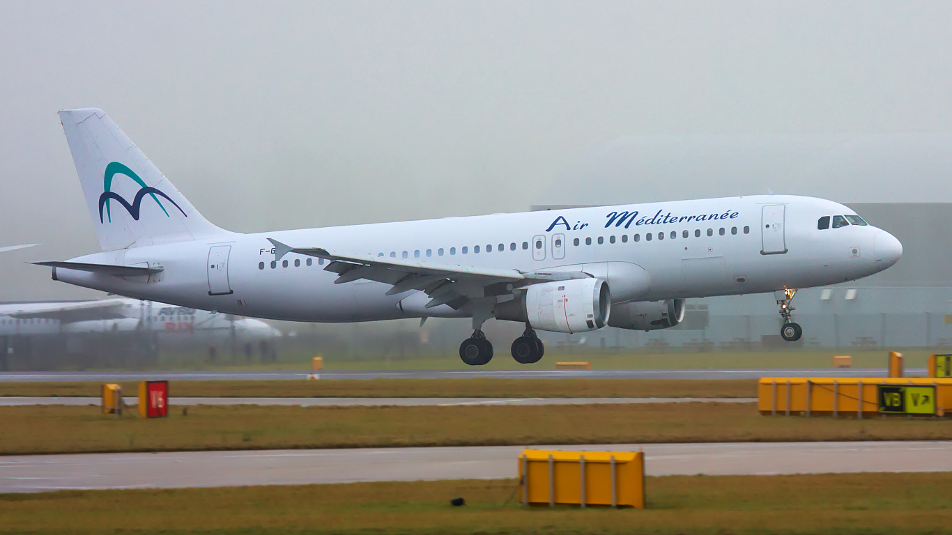 F-GYAI ✈ Air Méditerranée Airbus A320-211 @ Manchester