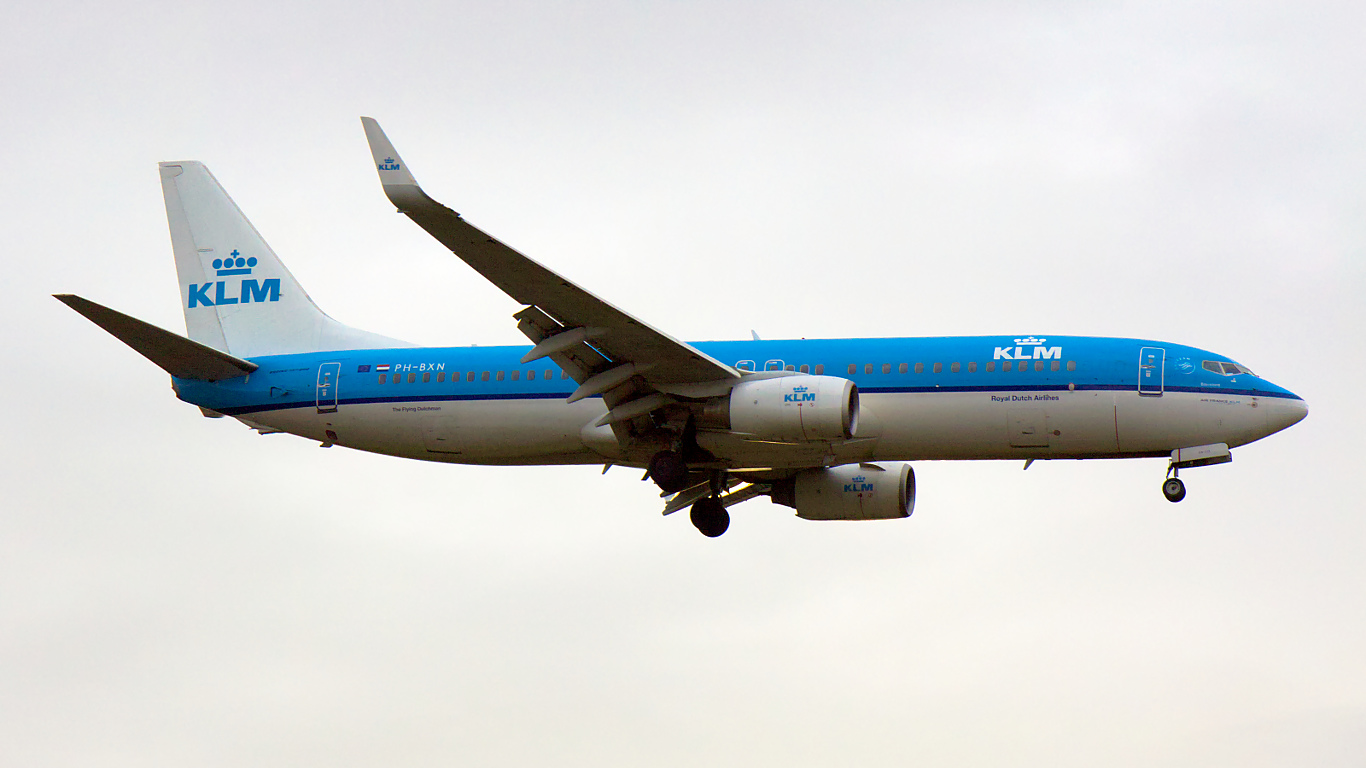 PH-BXN ✈ KLM Boeing 737-8K2 @ Birmingham