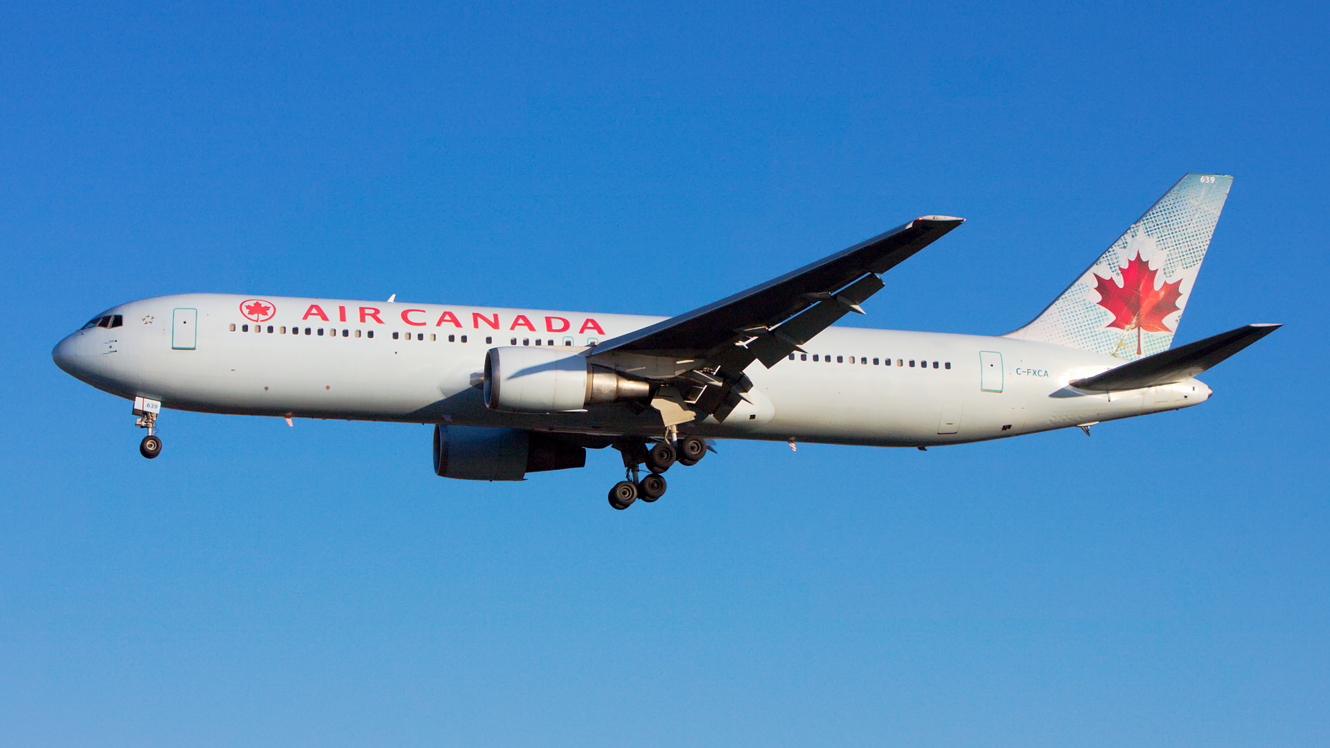 C-FXCA ✈ Air Canada Boeing 767-375ER @ London-Heathrow