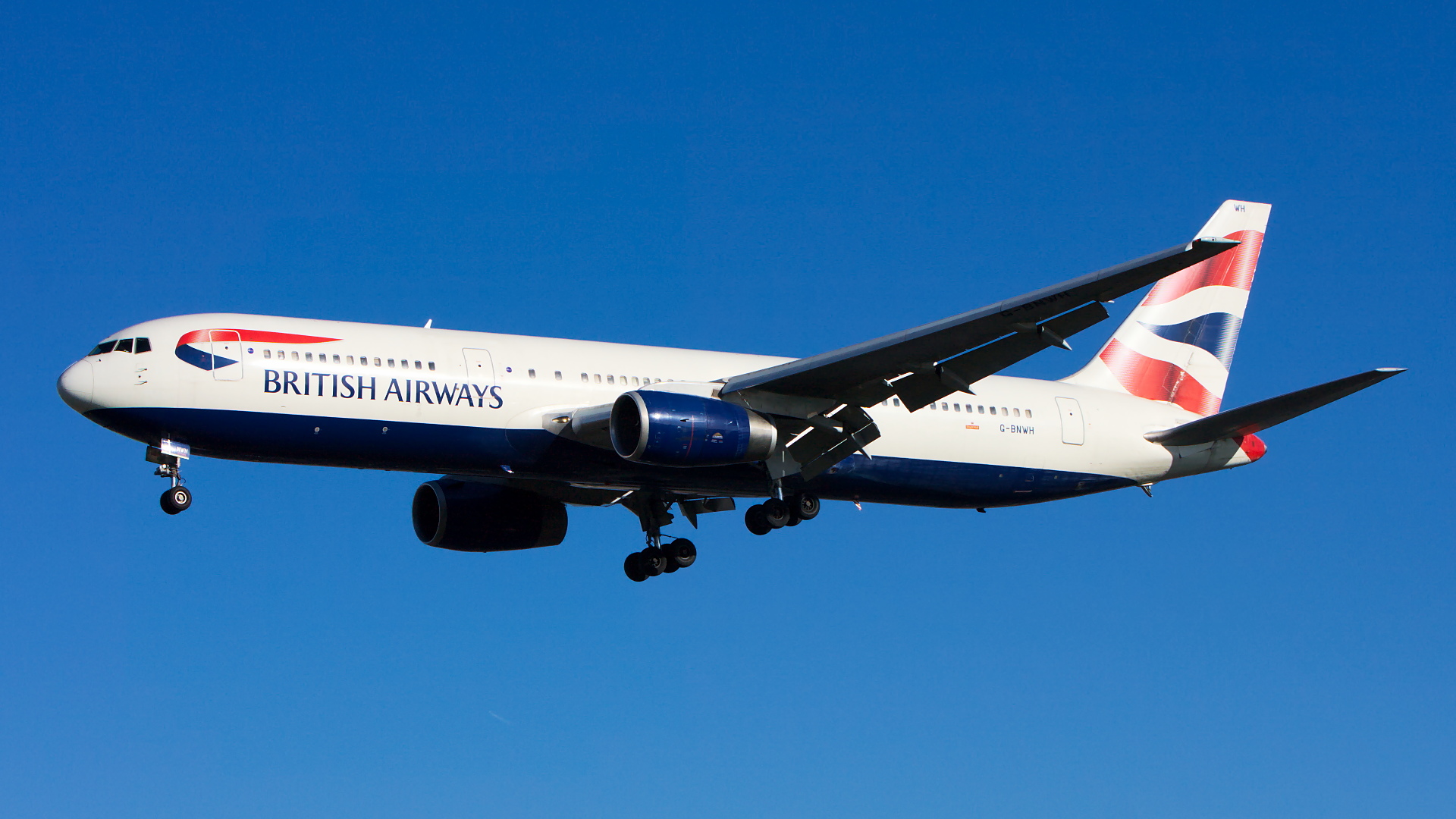 G-BNWH ✈ British Airways Boeing 767-336ER @ London-Heathrow