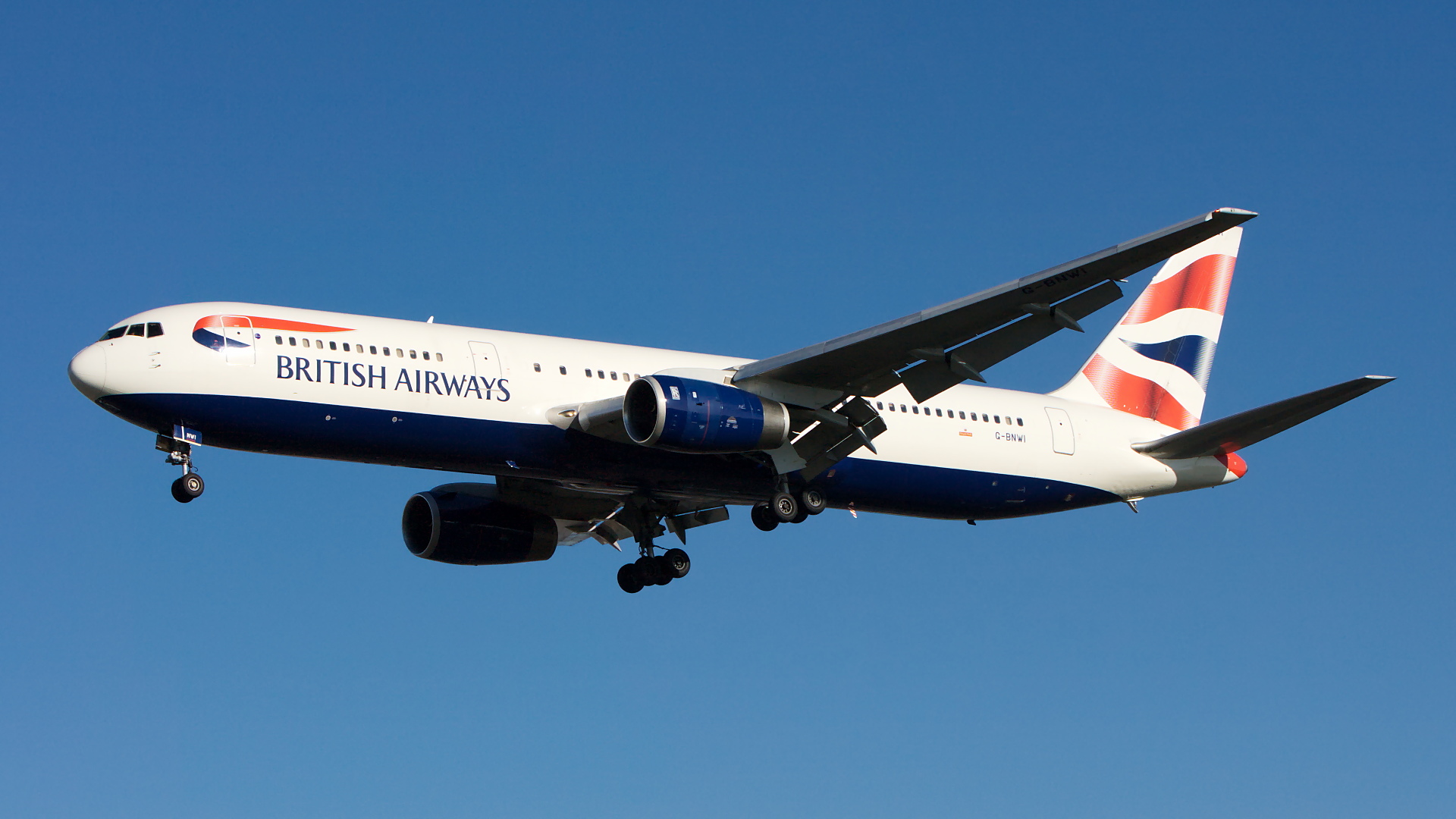 G-BNWI ✈ British Airways Boeing 767-336ER @ London-Heathrow