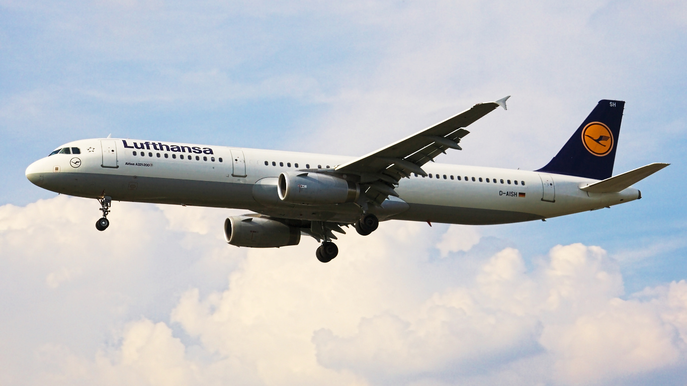 D-AISH ✈ Lufthansa Airbus A321-231 @ London-Heathrow