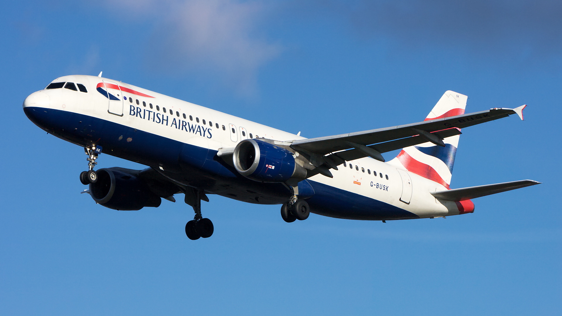 G-BUSK ✈ British Airways Airbus A320-211 @ London-Heathrow