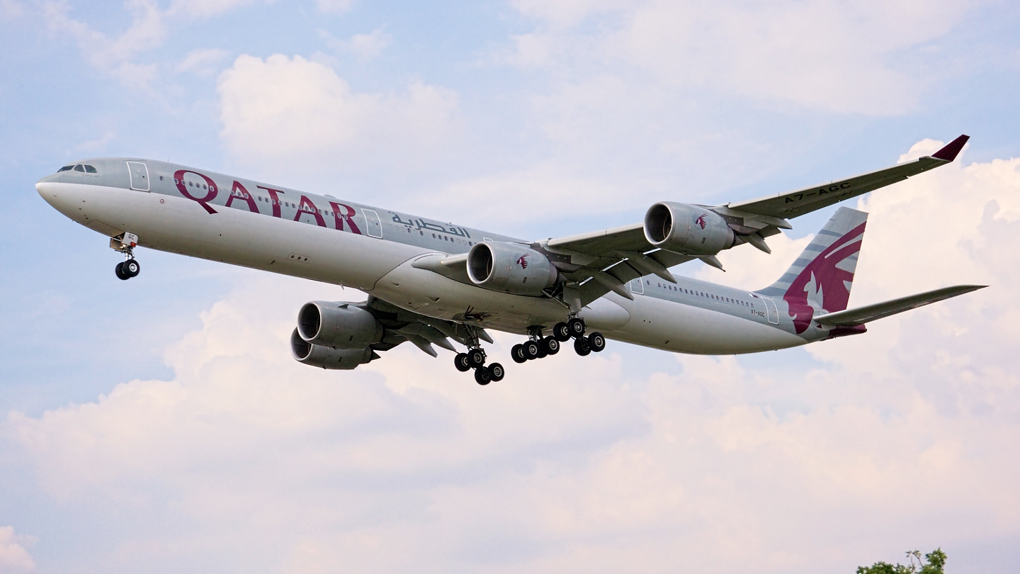 A7-AGC ✈ Qatar Airways Airbus A340-642 @ London-Heathrow