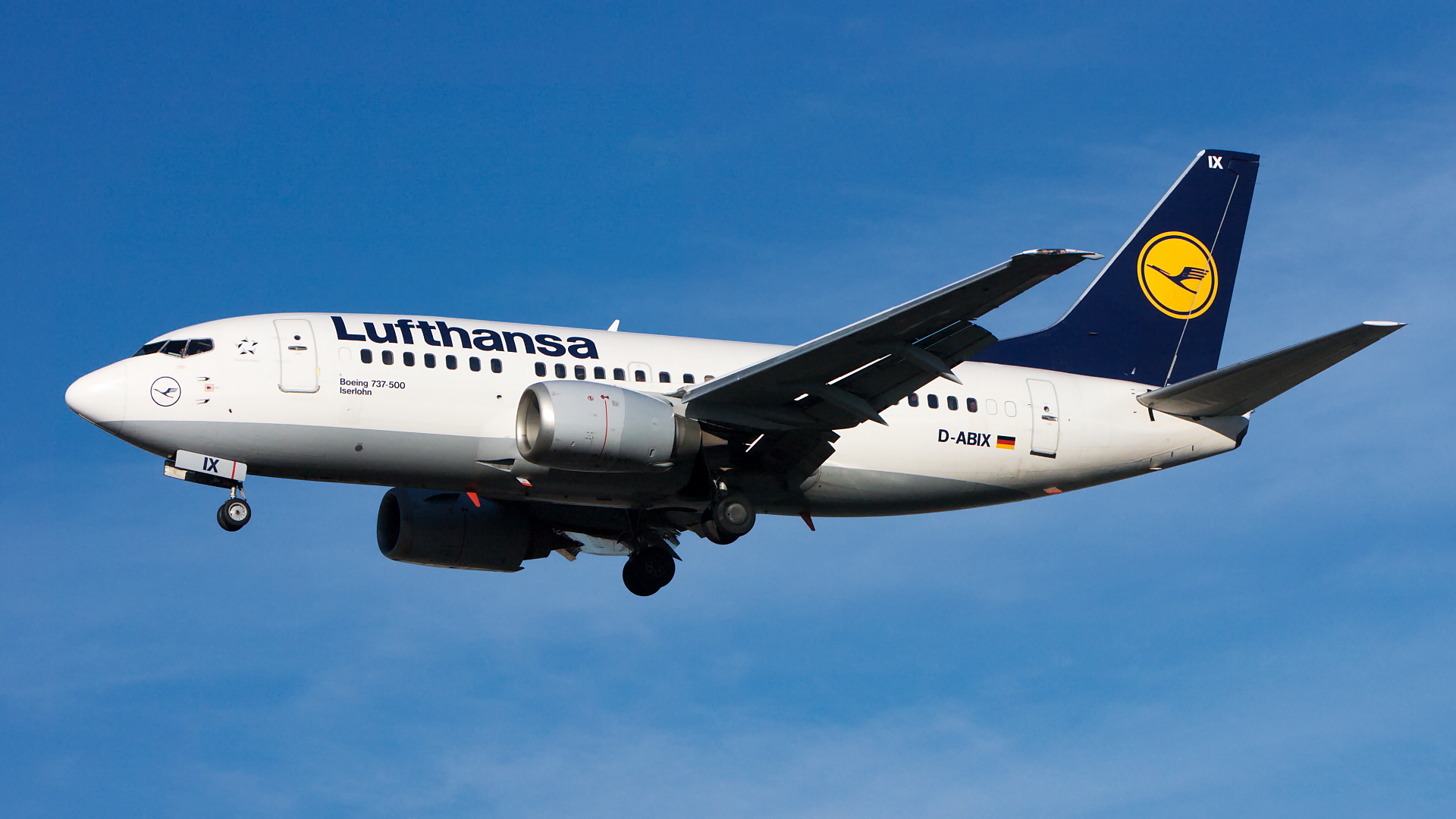 D-ABIX ✈ Lufthansa Boeing 737-530 @ London-Heathrow