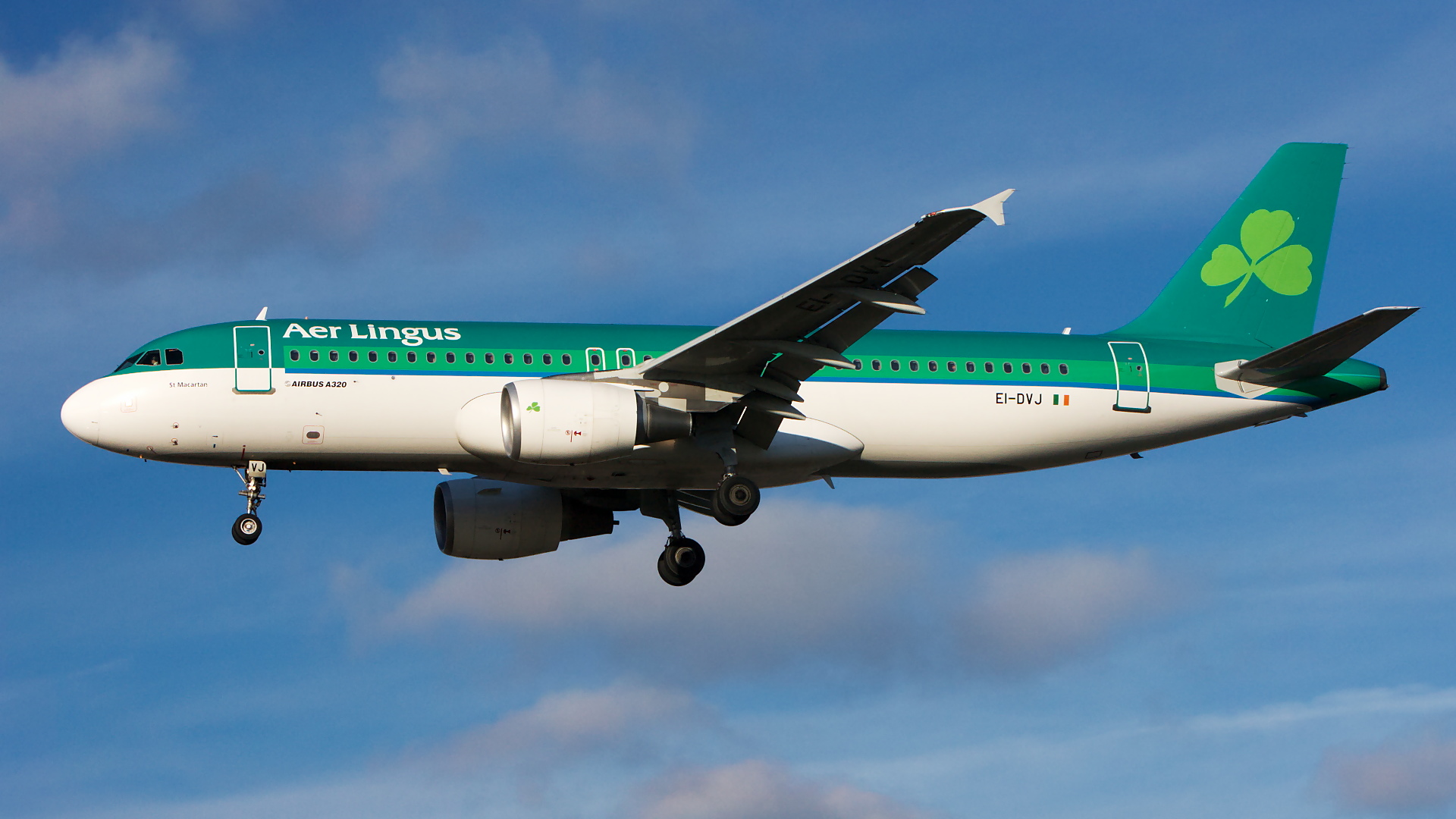 EI-DVJ ✈ Aer Lingus Airbus A320-214 @ London-Heathrow