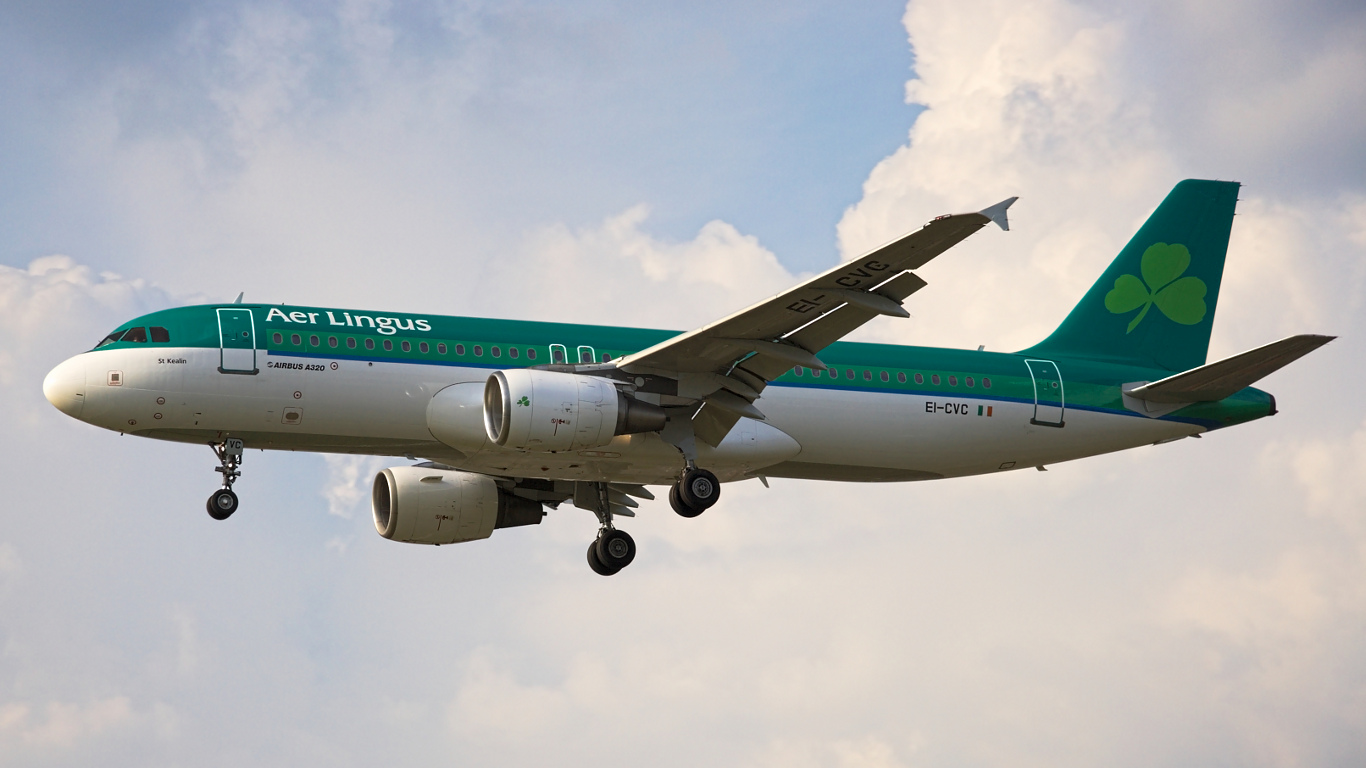EI-CVC ✈ Aer Lingus Airbus A320-214 @ London-Heathrow