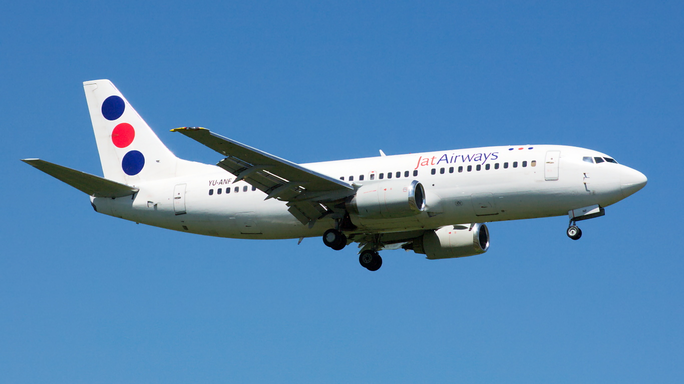 YU-ANF ✈ Jat Airways Boeing 737-3H9 @ London-Heathrow