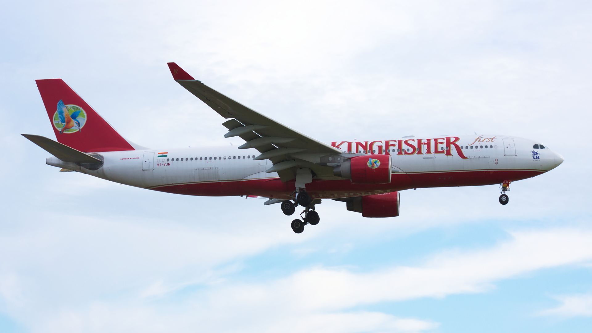VT-VJN ✈ Kingfisher Airlines Airbus A330-223 @ London-Heathrow
