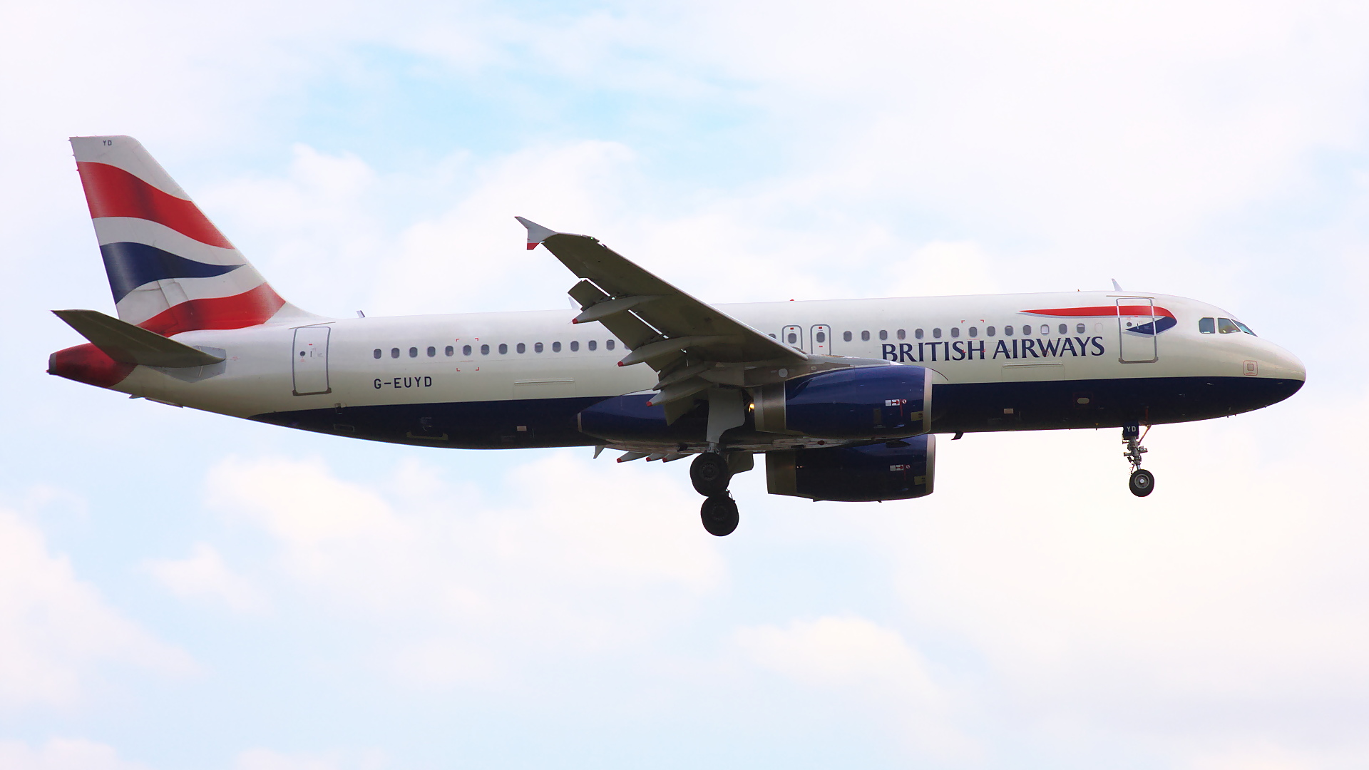 G-EUYD ✈ British Airways Airbus A320-232 @ London-Heathrow