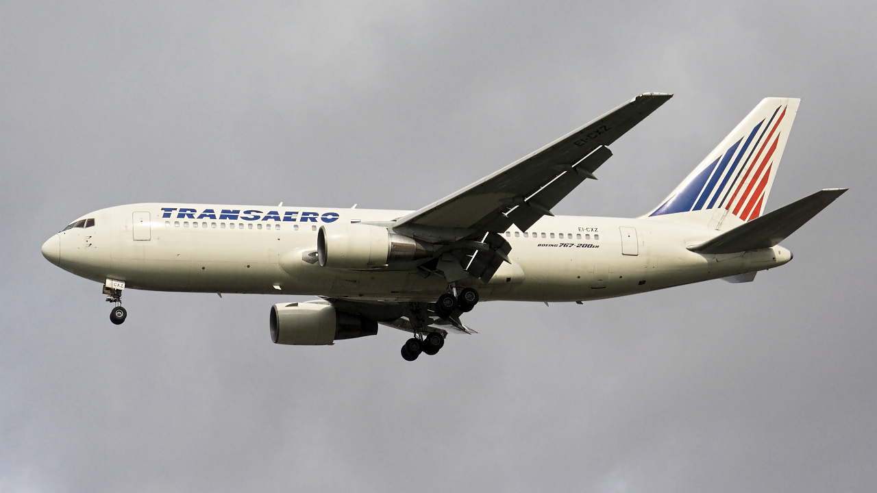 EI-CXZ ✈ Transaero Airlines Boeing 767-216ER @ London-Heathrow