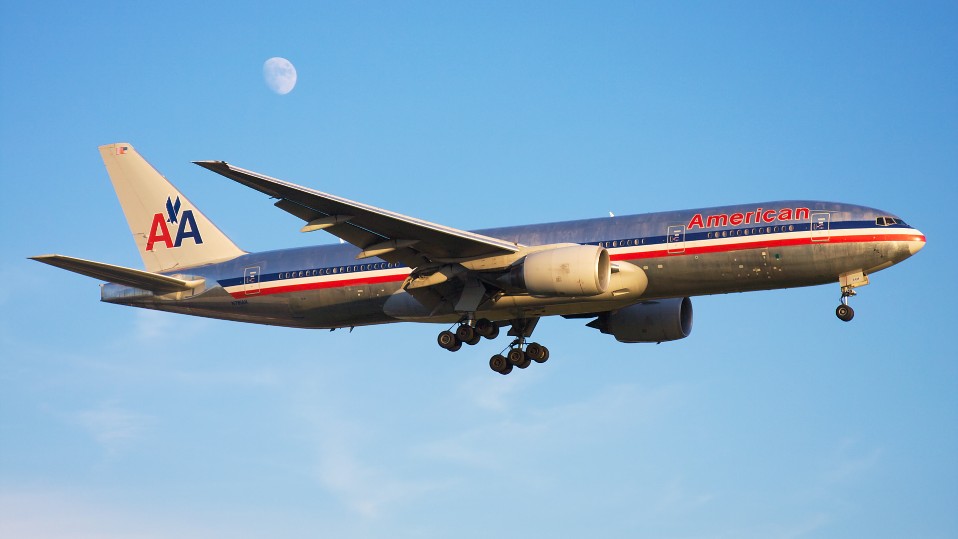 N781AN ✈ American Airlines Boeing 777-223ER @ London-Heathrow
