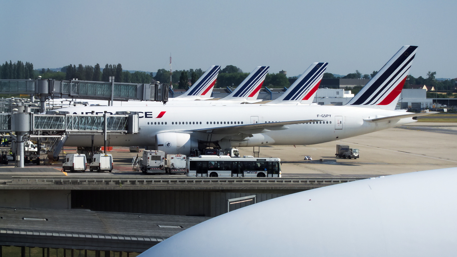 F-GSPY ✈ Air France Boeing 777-228ER @ Paris-Charles de Gaulle Airport