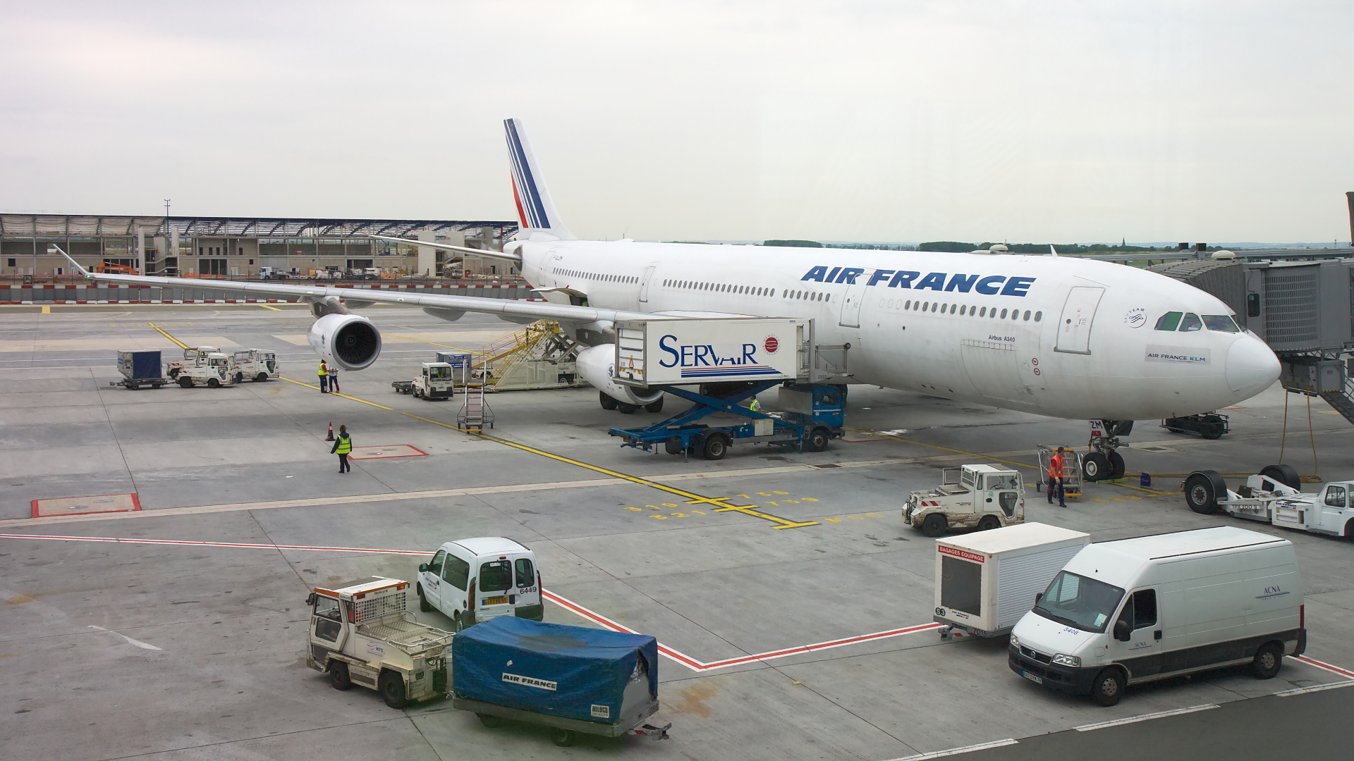 F-GLZM ✈ Air France Airbus A340-313 @ Paris-Charles de Gaulle Airport