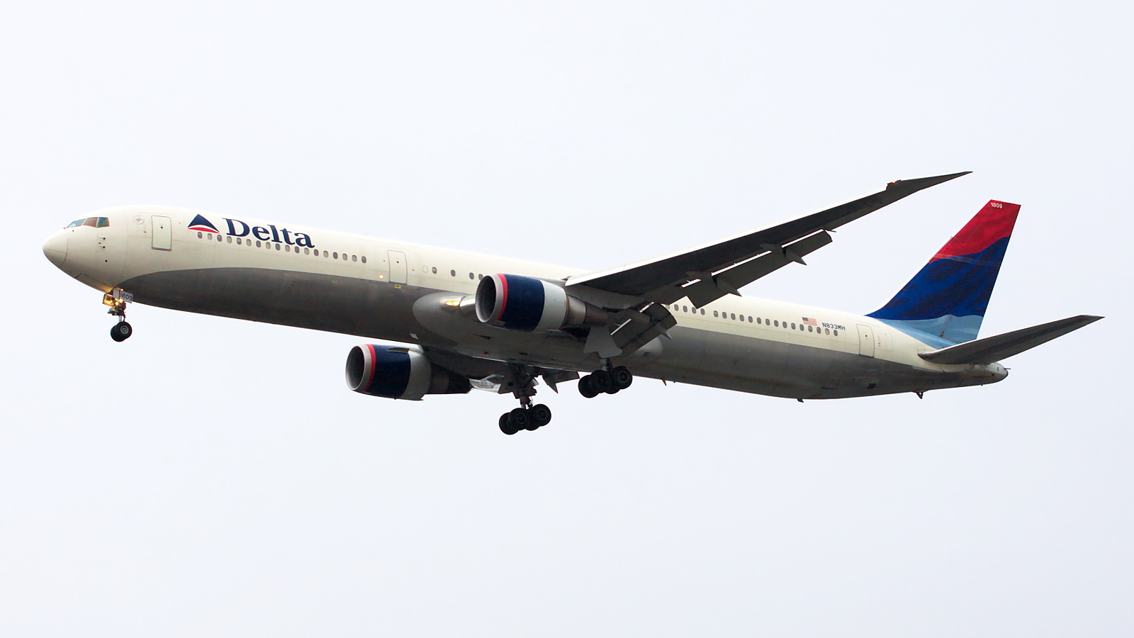 N833MH ✈ Delta Air Lines Boeing 767-432ER @ London-Heathrow