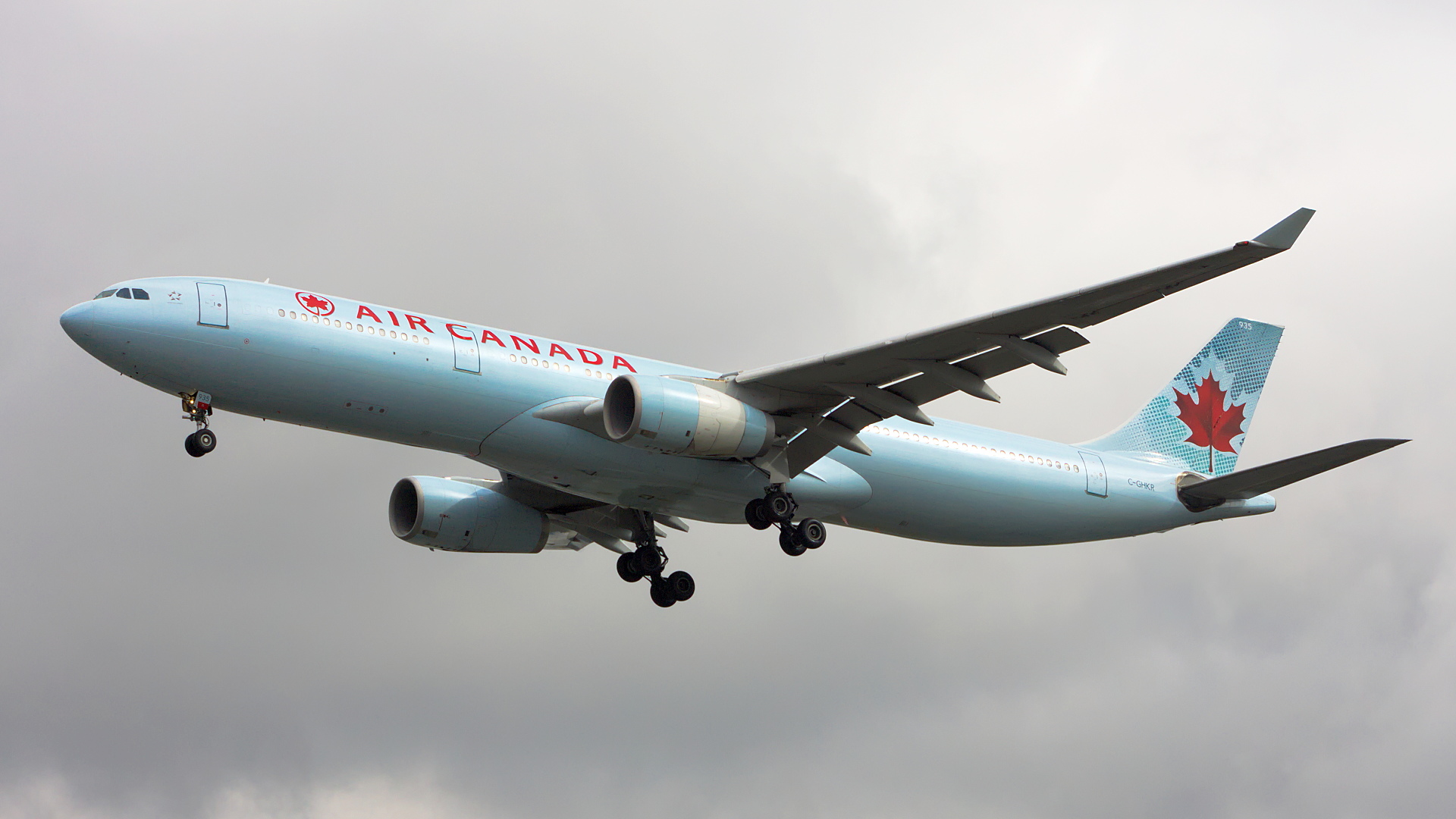 C-GHKR ✈ Air Canada Airbus A330-343 @ London-Heathrow
