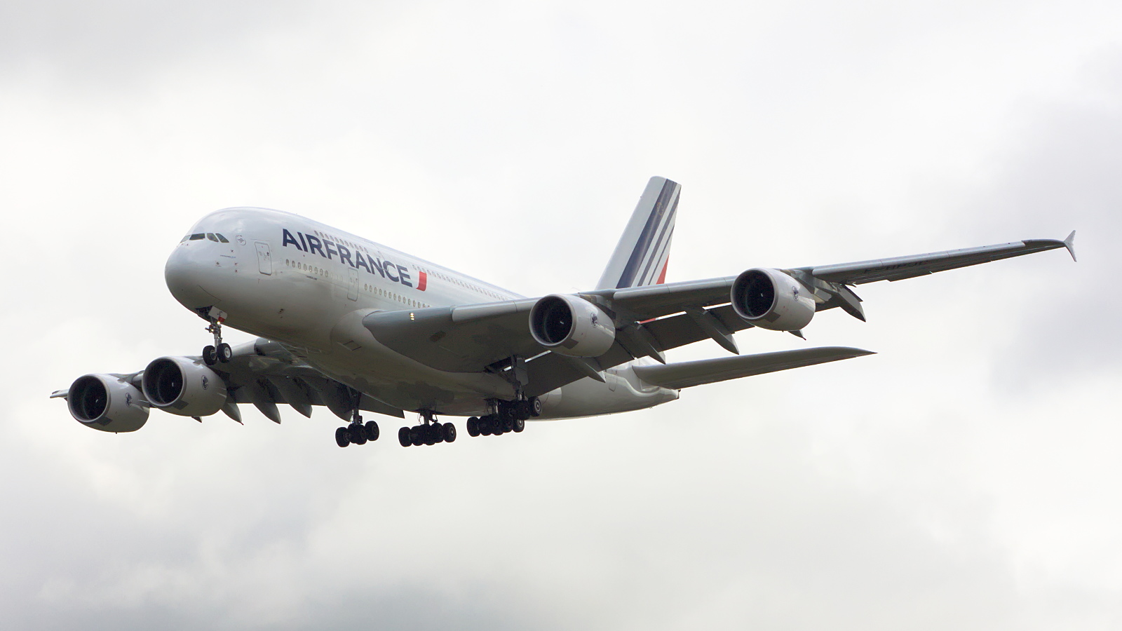 F-HPJC ✈ Air France Airbus A380-861 @ London-Heathrow